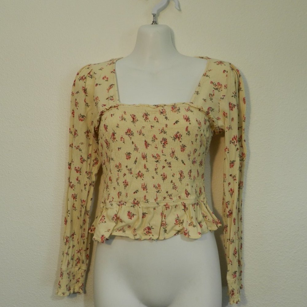 Sugar Lips tiny floral print gathered bodice long sleeve crop top, cream & pink